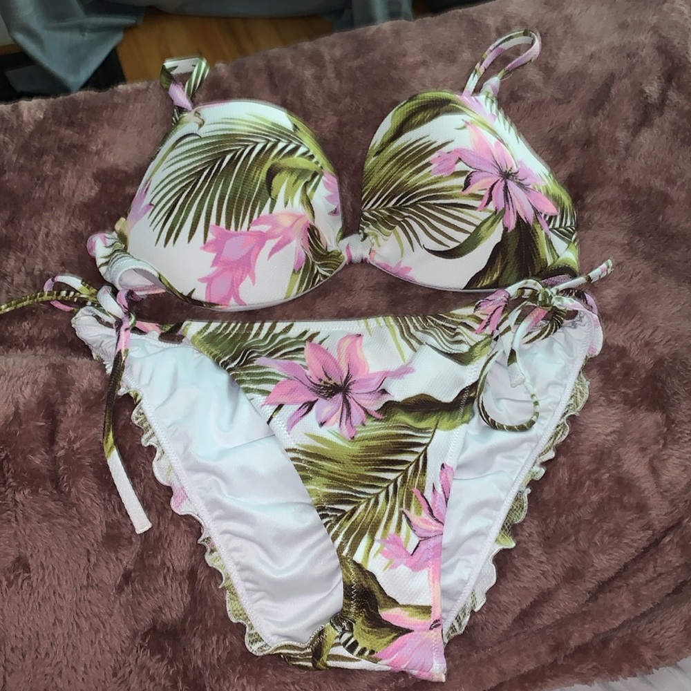 Shade and Shore Bikini